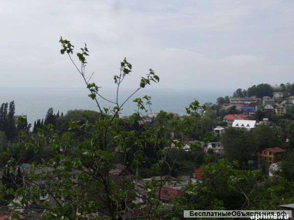 Домовладение в центре Лоо c незабываемым видом на море