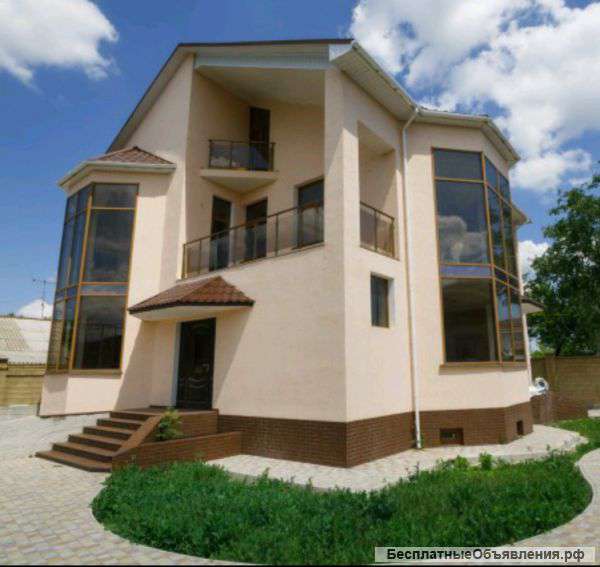 Новый з-х этажный дом в Симферополе (Крым)