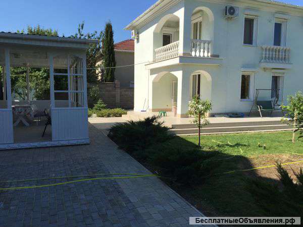 Дом на берегу Чёрного моря