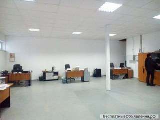 Сдаю торговые помещения по ул. Чаадаева, 38. от 260 до 900 кв.м.