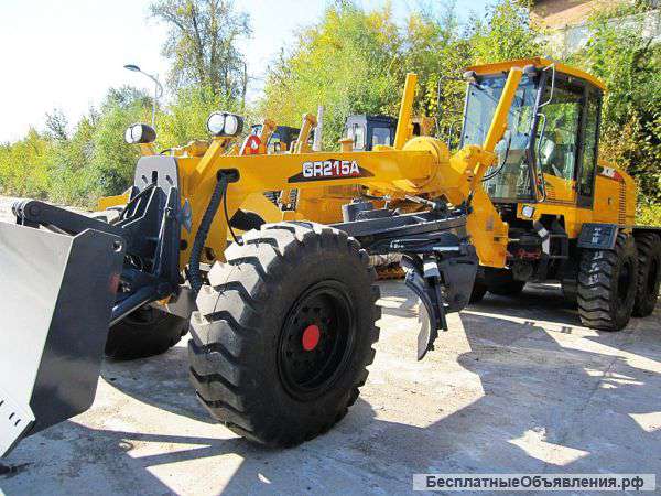 Автогрейдер XCMG GR215A   полной комплектации полноприводный