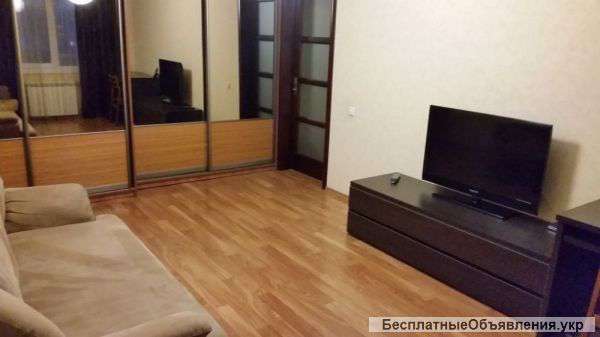 2-х ком. квартира с новым евроремонтом, на Оболони