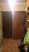 Двухстороннюю двухкомнатнуэю квартиру