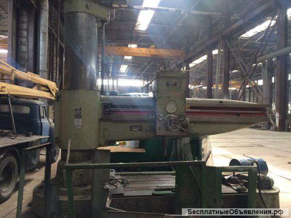 Радиально сверлильный станок RFH-100