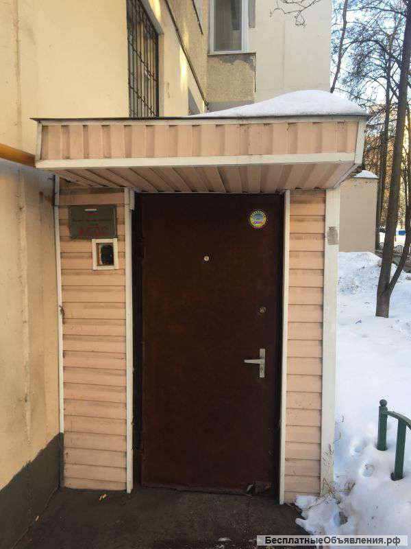 Офис 145 м2 с отдельным входом (цокольный этаж) м. Менделеевская (собственник)