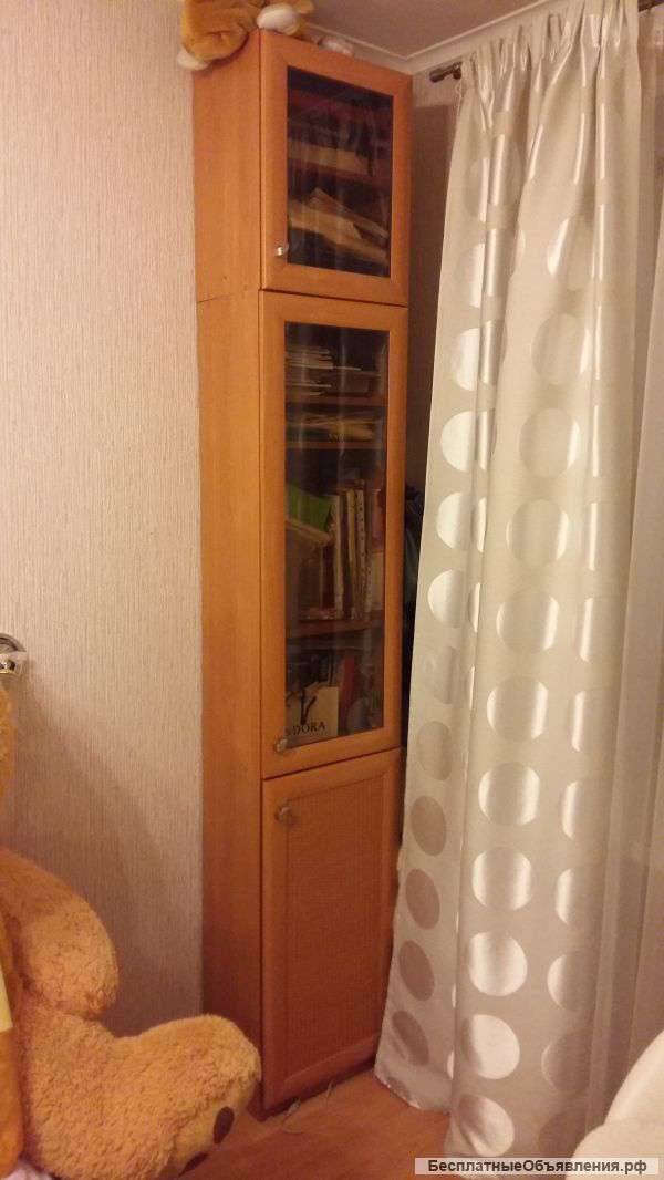 Шкаф