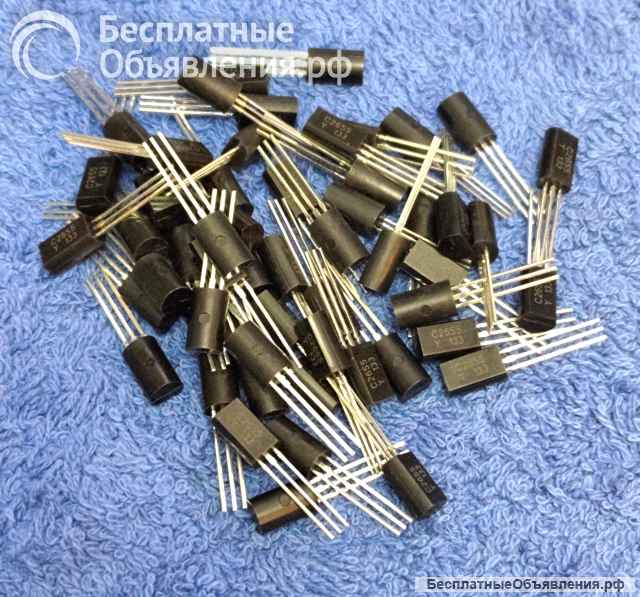 2SC2655 (C2655) NPN, 50V 2A 100MHz 0,9W TOSHIBA TO-92MOD оригинальный НОВЫЙ и ДЕМОНТАЖ