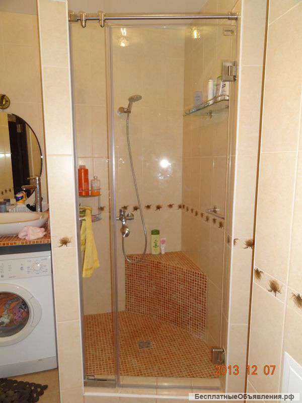 Изготовим стеклянные душевые кабины под заказ