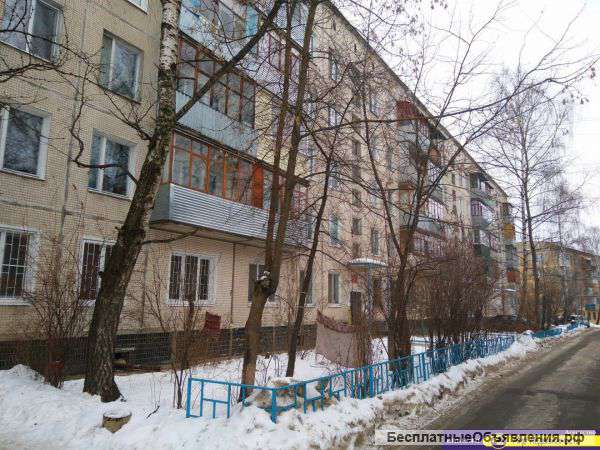 2 комн.квартиру пос.Большевик, ул.Ленина, д.22