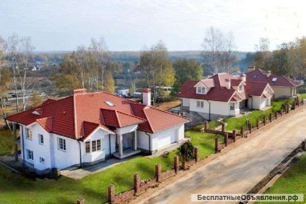 Участок в 23 км от МКАД по Киевке. ИЖС. Лес, водоем.