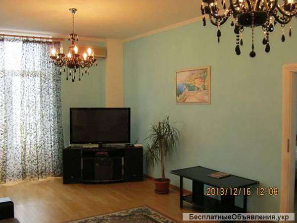 2-х комнатная квартира с евроремонтом, м.Крещатик