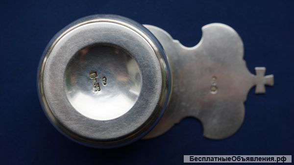 Антикварный серебряный корец для для теплоты и вина. Москва, 1890 год.