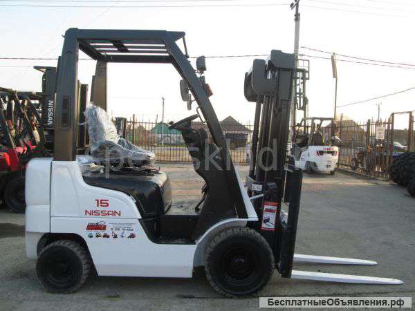 Японский вилочный погрузчик NISSAN 2010 г.в.