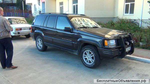 Jeep Grand Cherokee V8 5.9 Magnum 360