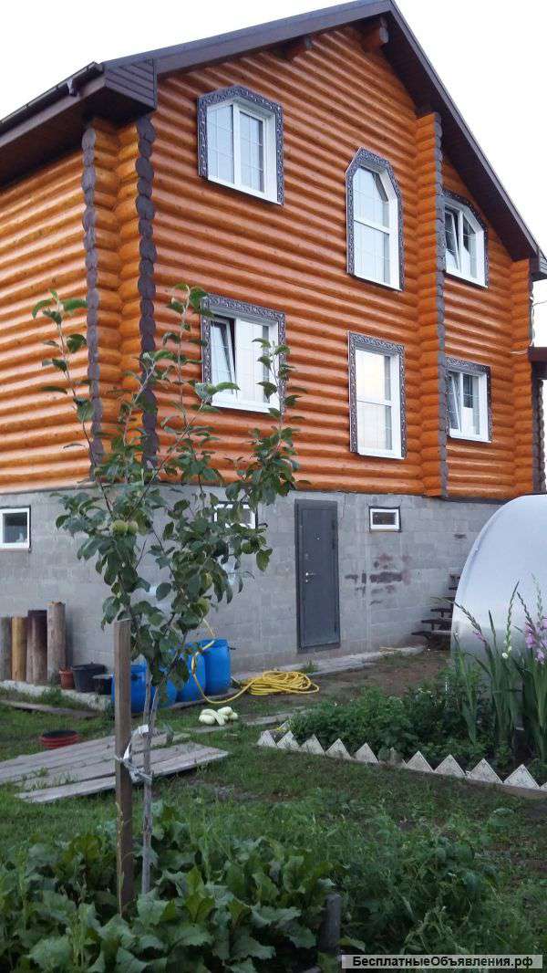 Дом из рубленого бревна 250 м2