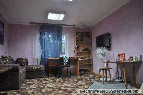 Сдается жилой гараж на длительный срок, по адресу Сочи, ул.Яна Фабрициуса 14.