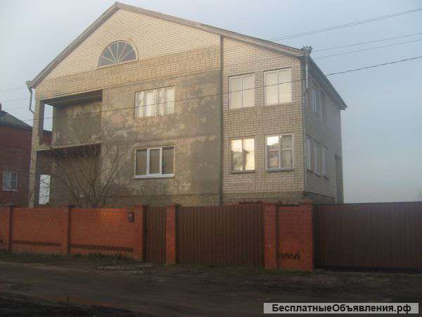 Дом 330 кв.м. на 12 сотках