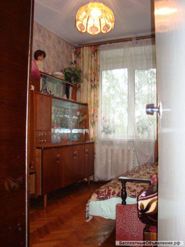 Пос. Шушары, ул. Школьная д. 8.