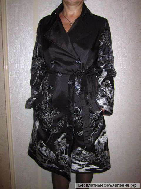 Продам плащ Франция