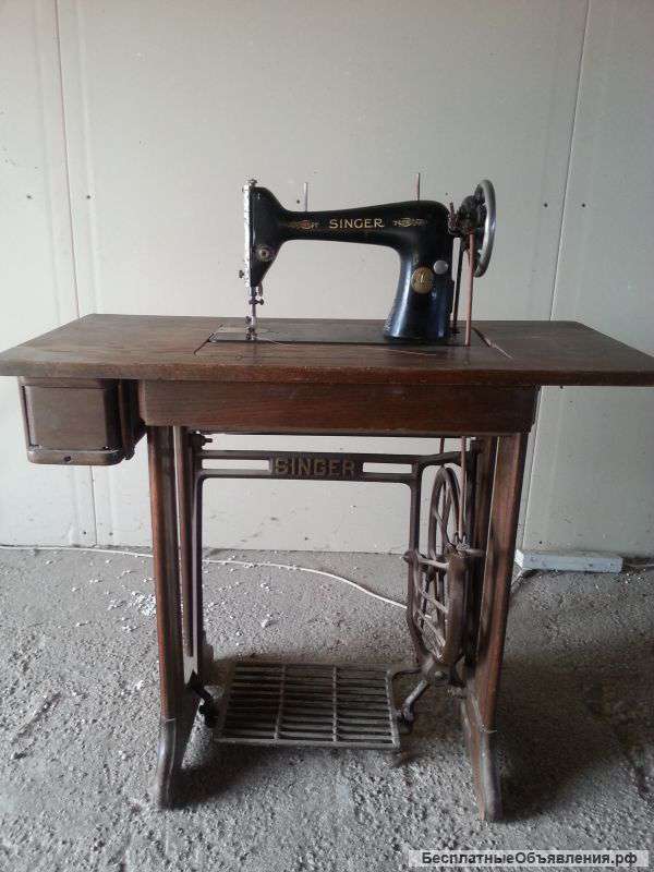 Продам швейную машинку Зингер