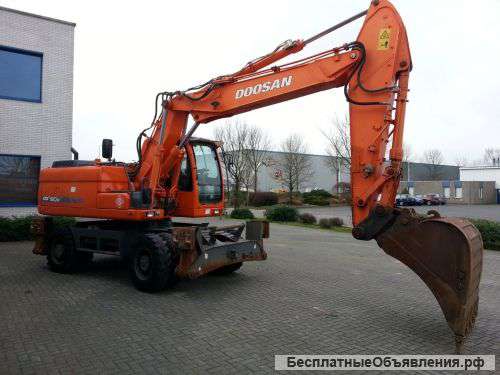Doosan DX190W-колесный экскаватор