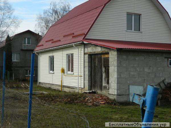 Дом новий 12 км. от г.Ровно 59 сот. земли