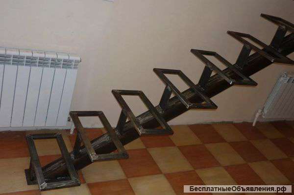 Лестницы на металлическом каркасе арт011