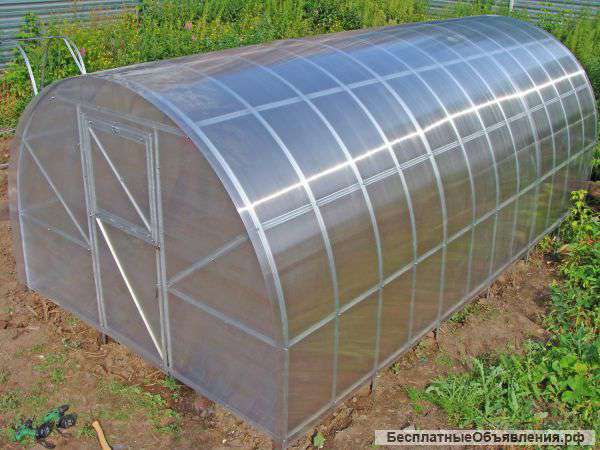 Теплица арочного типа с поликарбонатом