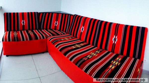 Угловой диван в восточном стиле
