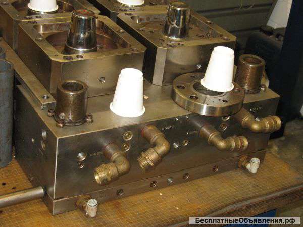 Термопластавтомат б/у с роботом 200т