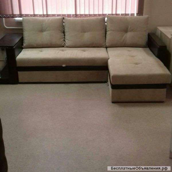 Диван Анета со столиком