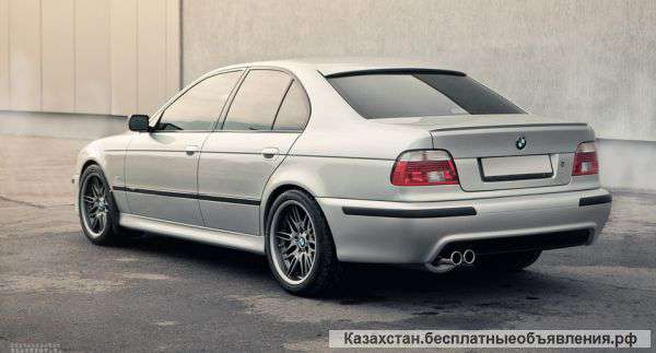 BMW 545 2001 года