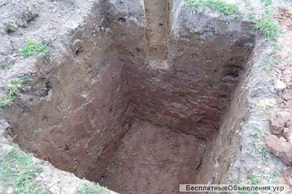 Копаю траншеи и сливные ямы, недорого