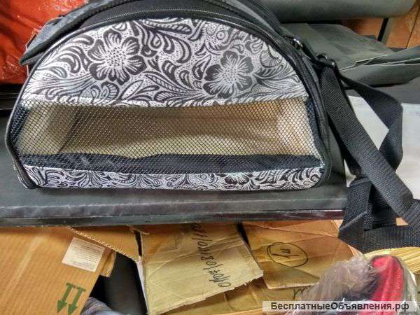 Сумки переноски разных размеров для собак