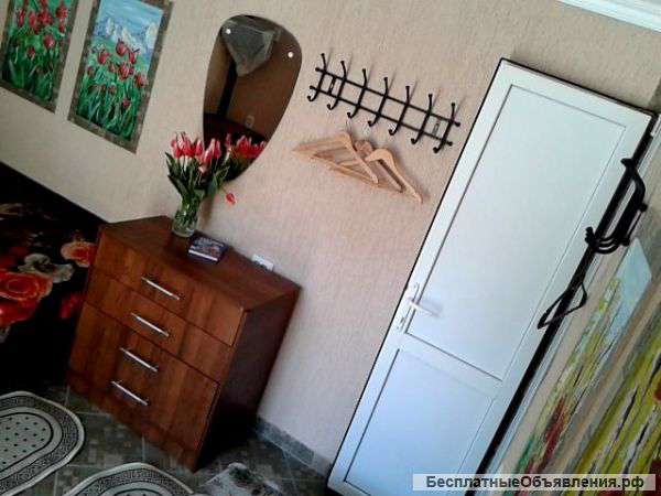 Крым. Николаевка. отдых в мини отеле"Настенька"в 50метрахот моря.1500руб/люкс