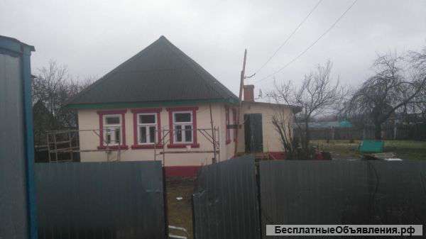 Жилой дом и участок