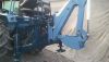 Экскаваторная установка Komatsu для тракторов