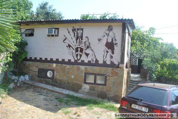 Продам дом в Алупке ( ЮБК)