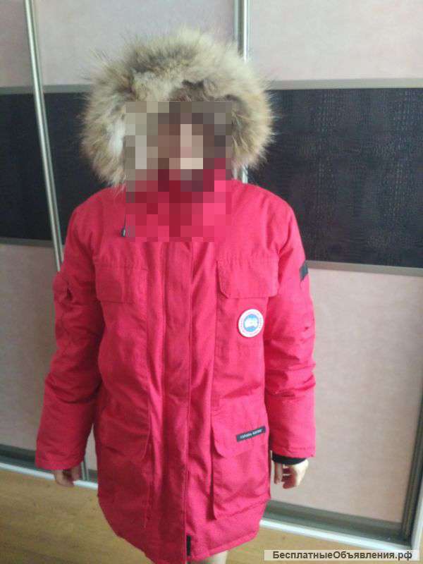 Куртку-пуховик