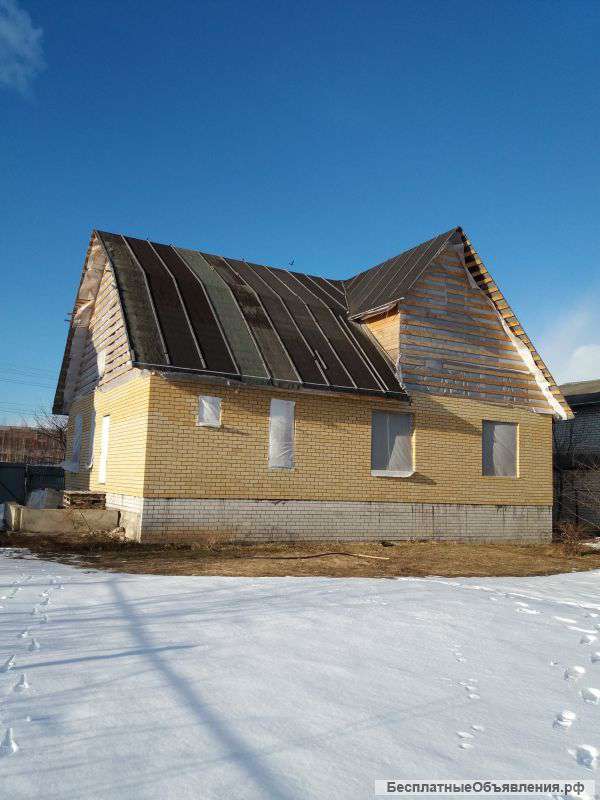 Недостроенный жилой дом