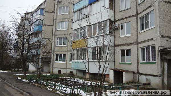 2 ком.квартиру по ул.Спутников д.6 5/5