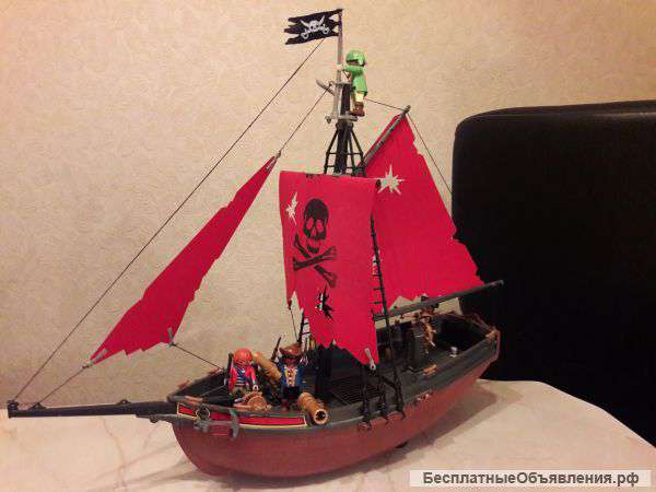 Playmobil конструктор б/у пиратский корабль