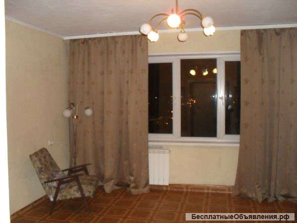 Сдам двухкомнатную квартиру на длительный срок