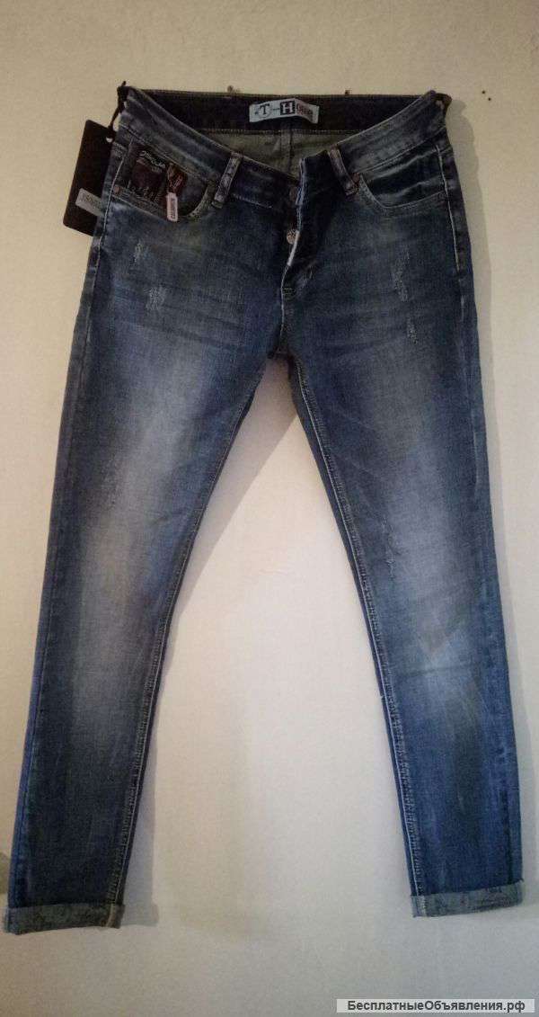Джинсы женские DSQUARED2