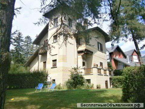 Вилла в Бардонеккья, Италия