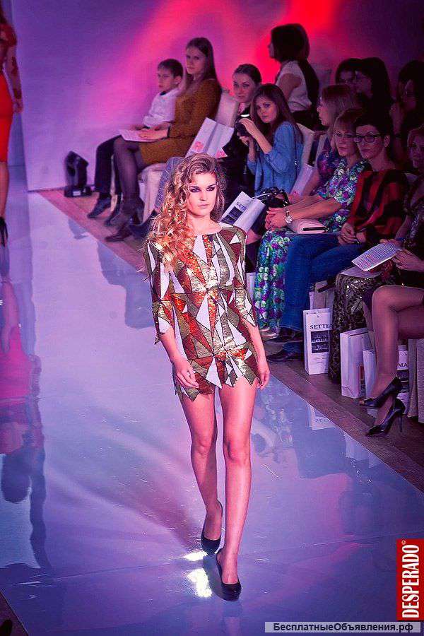 Коктейльное платье из пайетки