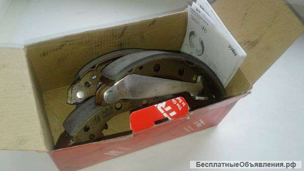 Колодки тормозные TRW GS8526