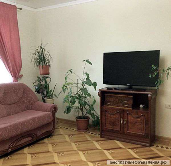 2к.кв. Центр проспект Чехова 8/14кирп. 60м. ремонт