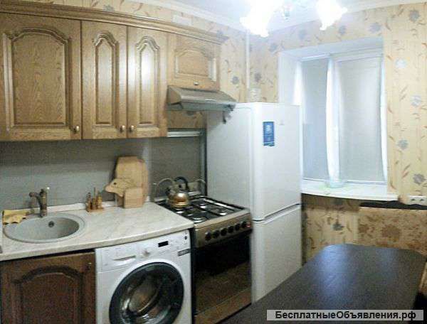 Сдаю 2к.кв. пр. Ленина 4/5кирп. 44м. ремонт
