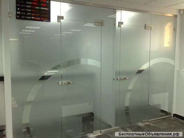 Стеклянные душевые кабины и двери для душа, перегородки
